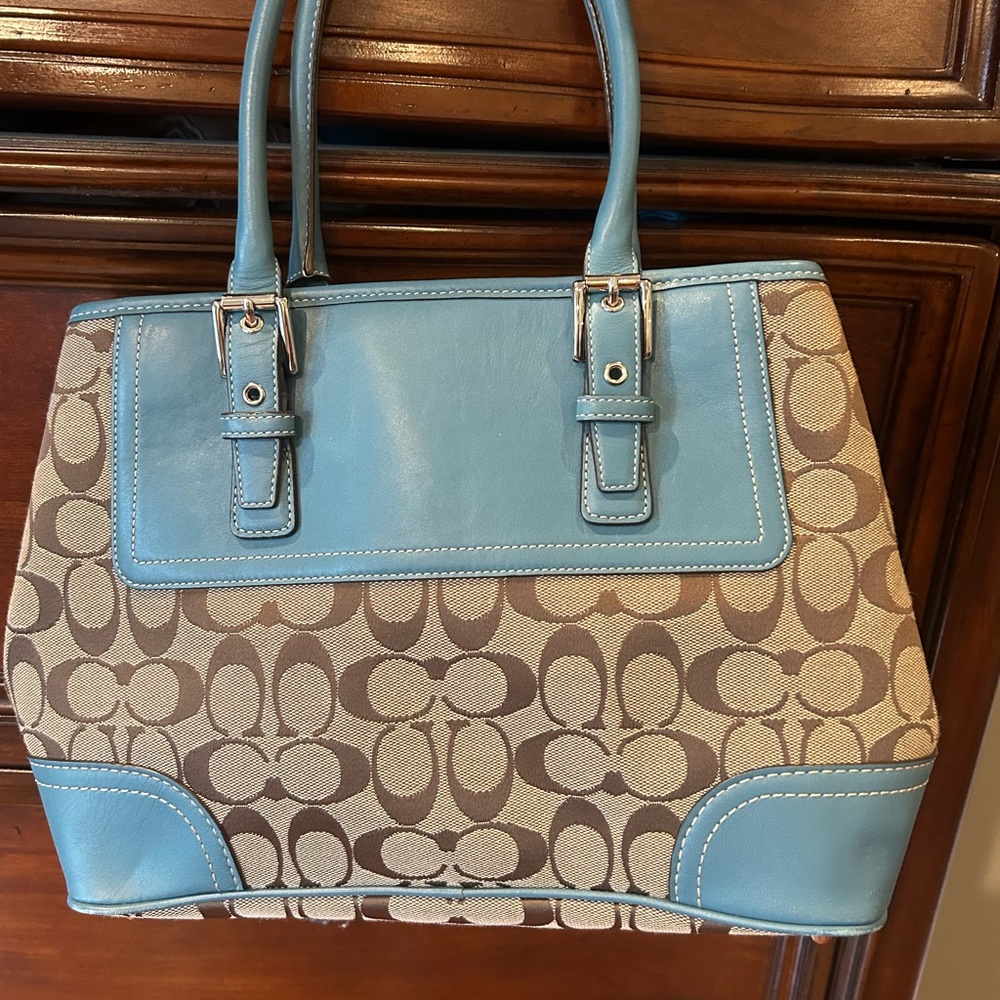 Like new beautiful signature Coach bag with blue accents